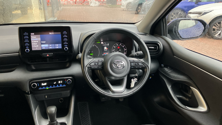 Toyota Yaris 1.5 Hybrid Icon 5dr CVT Hybrid Hatchback